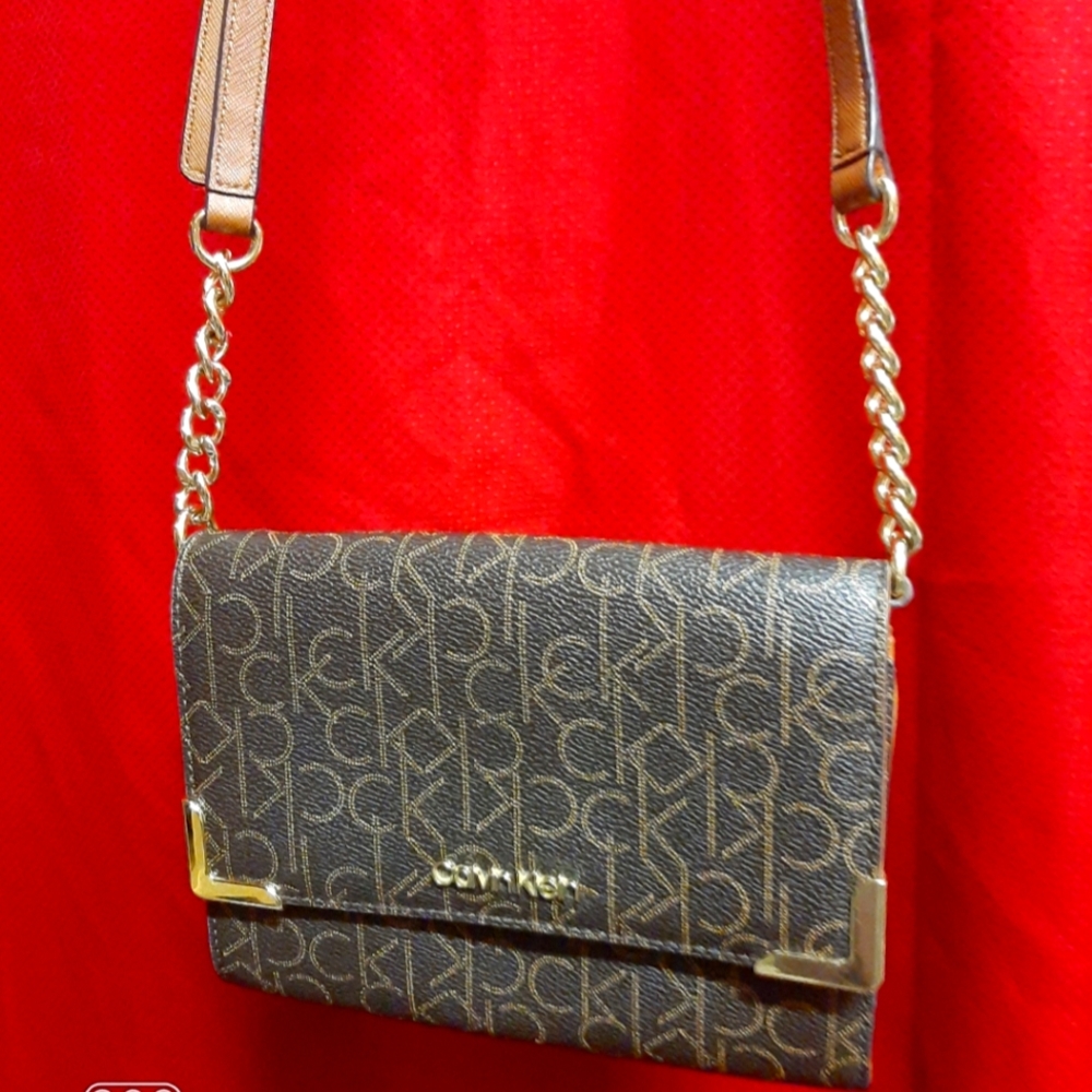 Calvin klein crossbody purse